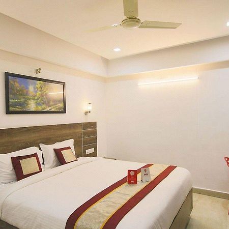 Oyo 9647 Hotel Mvv Bhavan Visakhapatnam Eksteriør billede