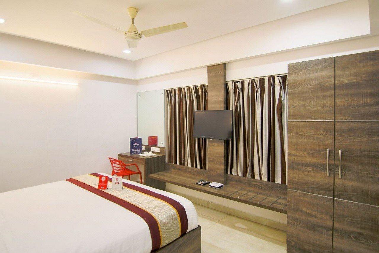Oyo 9647 Hotel Mvv Bhavan Visakhapatnam Eksteriør billede